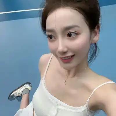 黄巧诺